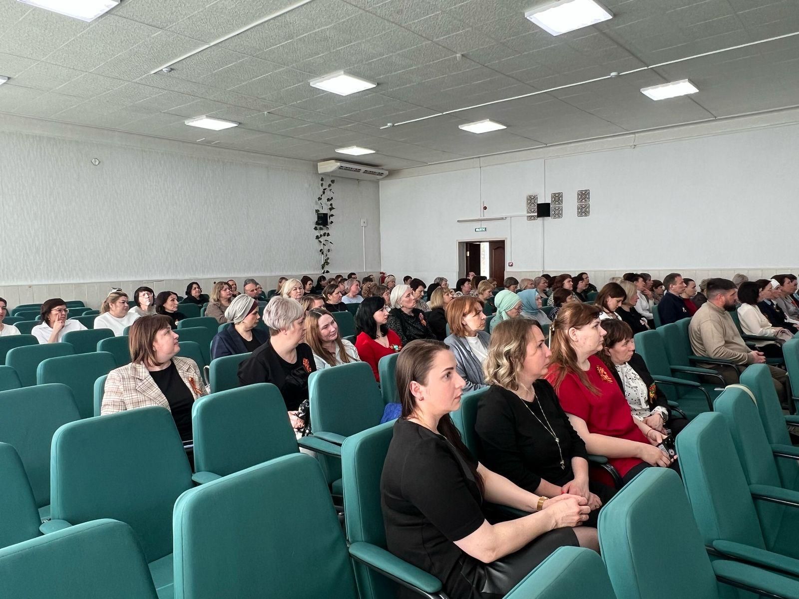 За рулем квадроцикла –дети: на масштабном родительском собрании в Чистополе обсудили, как не допустить трагедий на дороге
