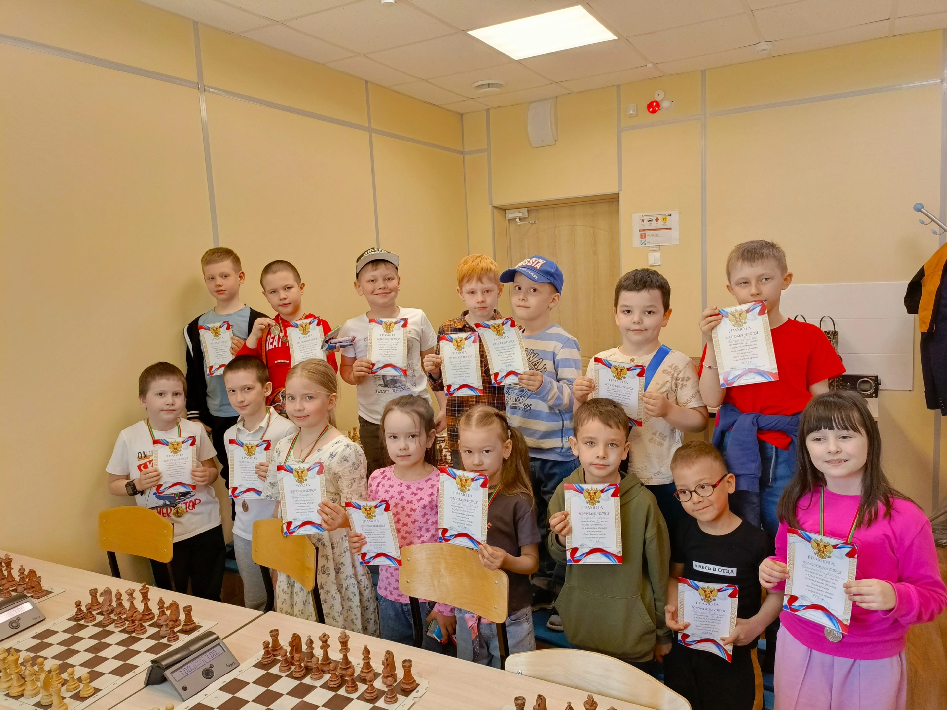 В спортивной школе «Гимнаст» прошел турнир по шахматам Фишера