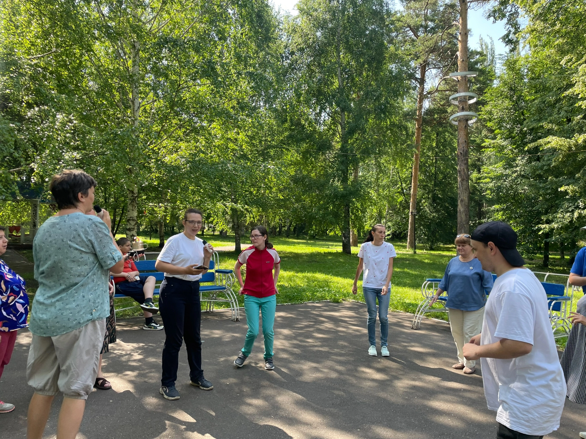 Для чистопольской молодежи с ограниченными возможностями прошел музыкальный караоке-баттл «Музыкальный Рай»