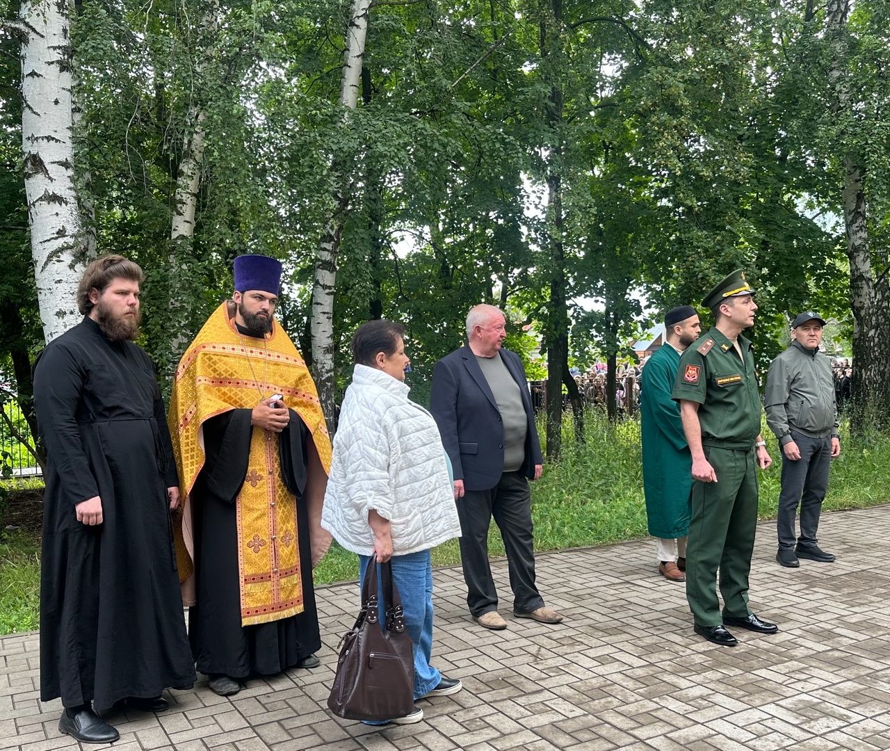 Более 20-ти чистопольских ребят отправились служить в Вооруженные Силы РФ