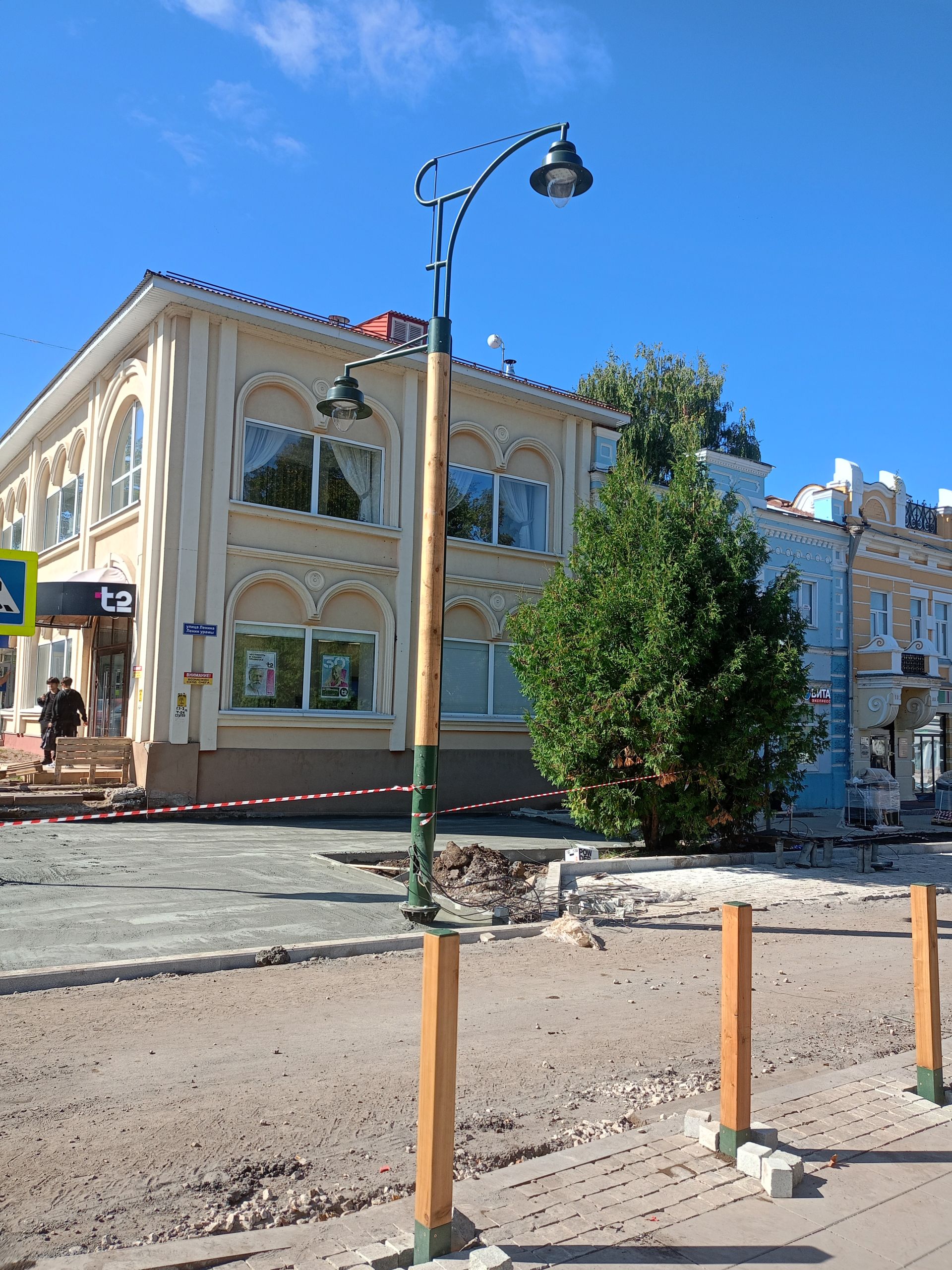 В Чистополе продолжается благоустройство улицы Ленина