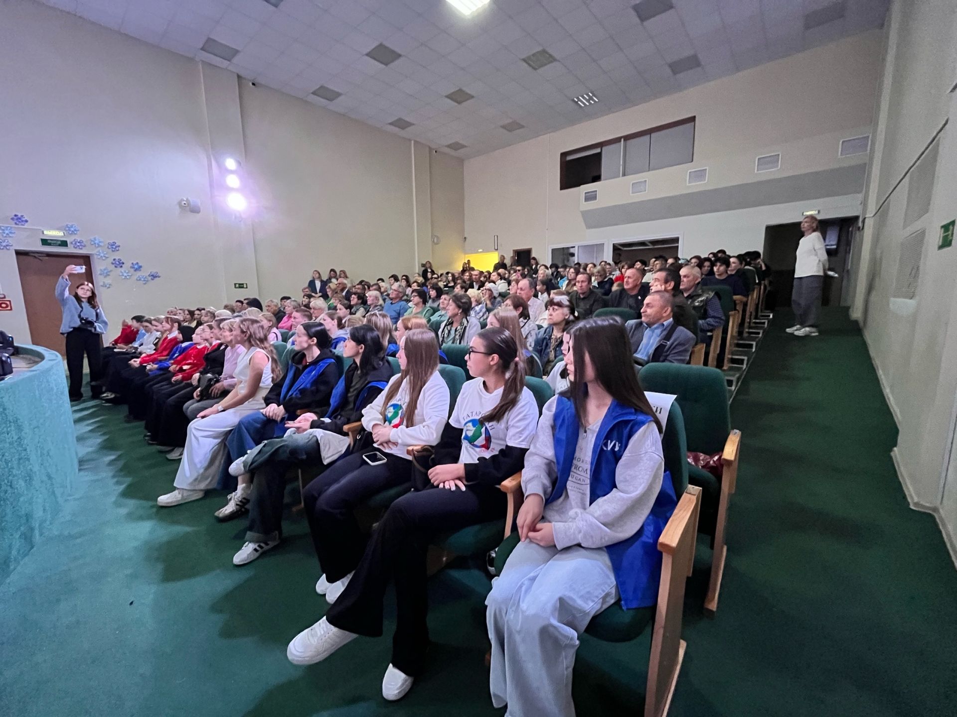 В Чистополе прошел патриотический спектакль «Памяти героев будем достойны»