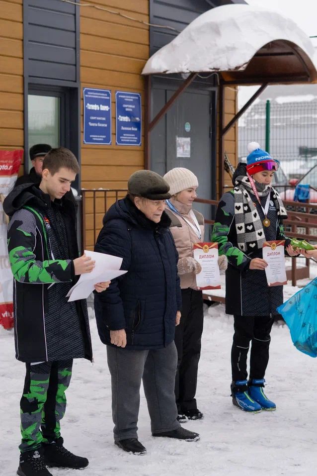 На лыжню — в память о герое: в Чистополе прошли любительские соревнования
