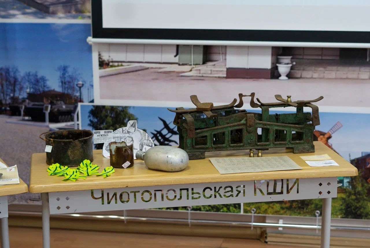 Через плакаты и стихи: чистопольские кадеты рассказали о подвиге Ленинграда