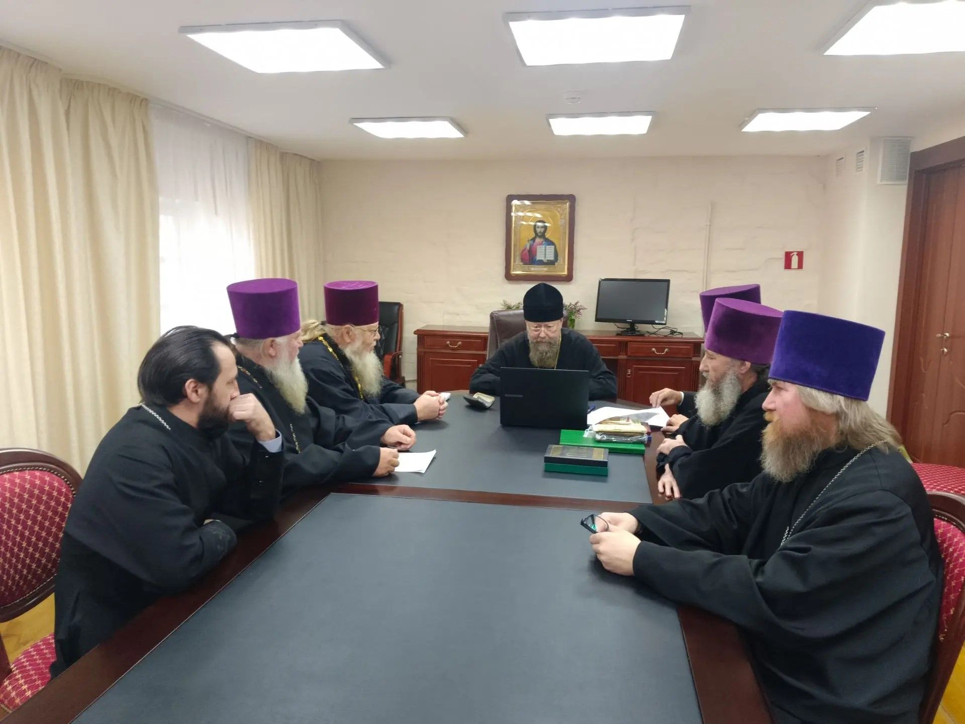 Епископ Филарет обсудил со священниками вопросы жизни кряшенских приходов