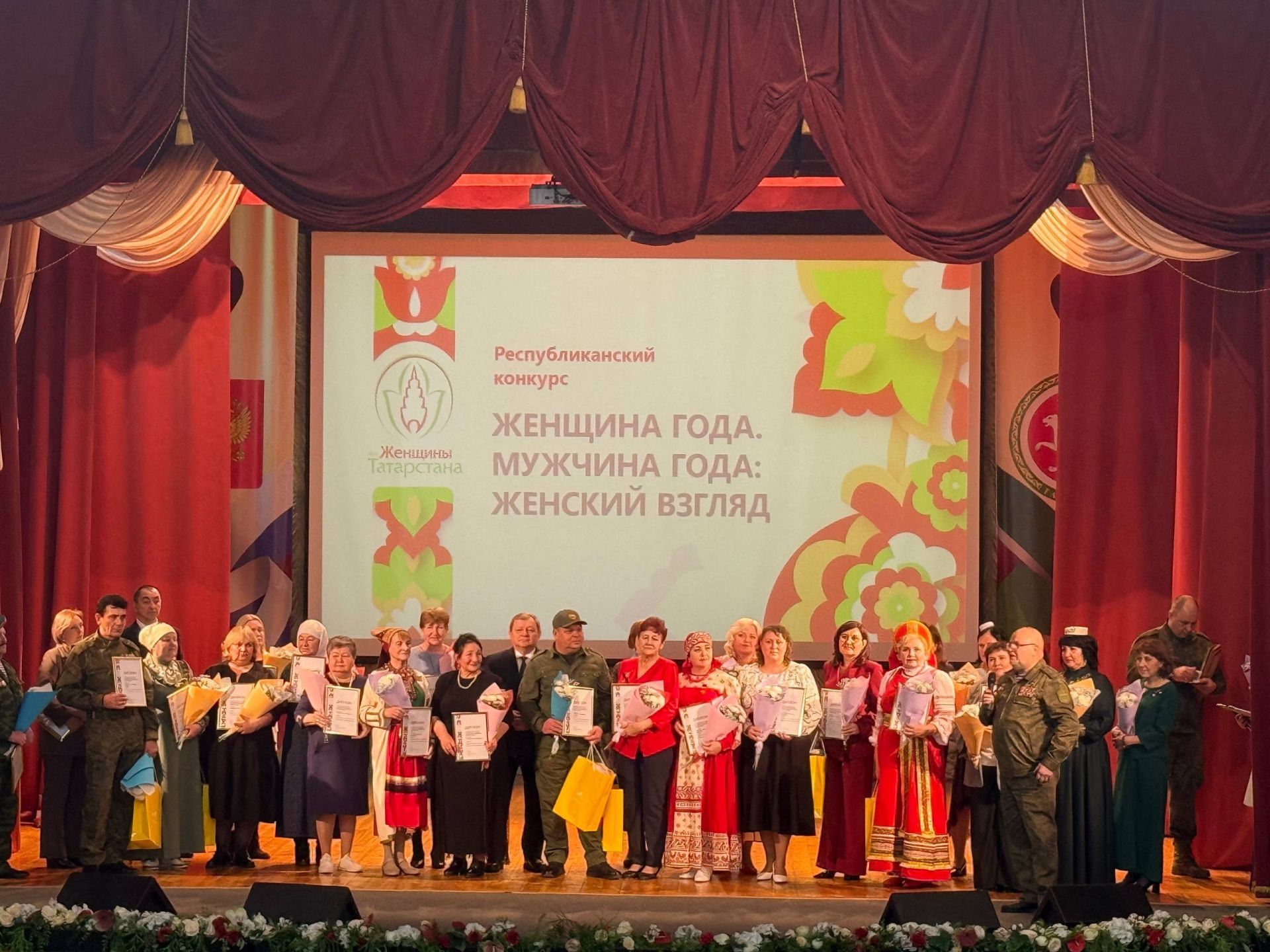 Многодетная мать из Чистополя Ольга Степанова одержала победу на зональном этапе конкурса «Женщина года»