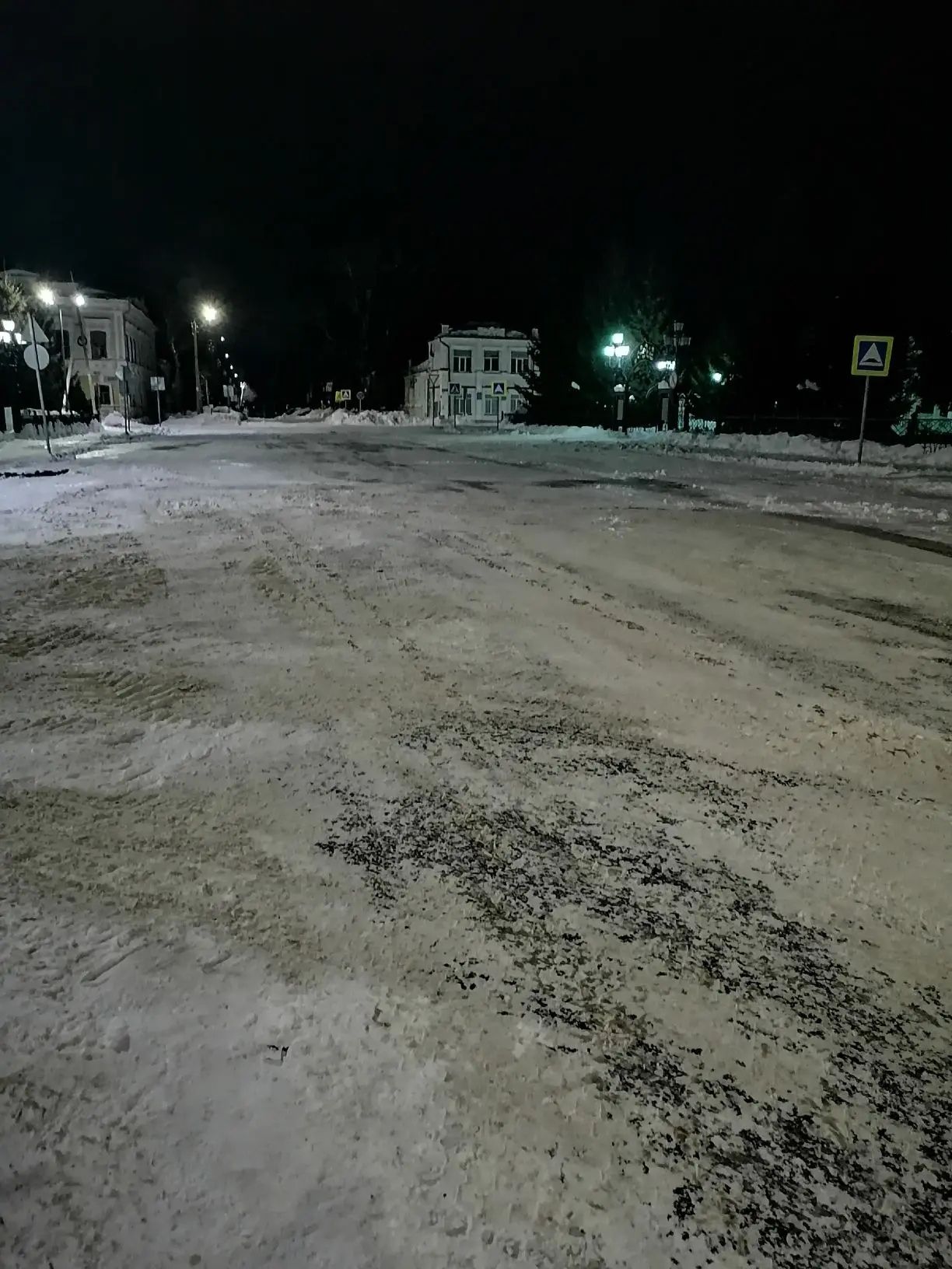 Более 50 тысяч кубометров снега вывезли с улиц Чистополя с начала года