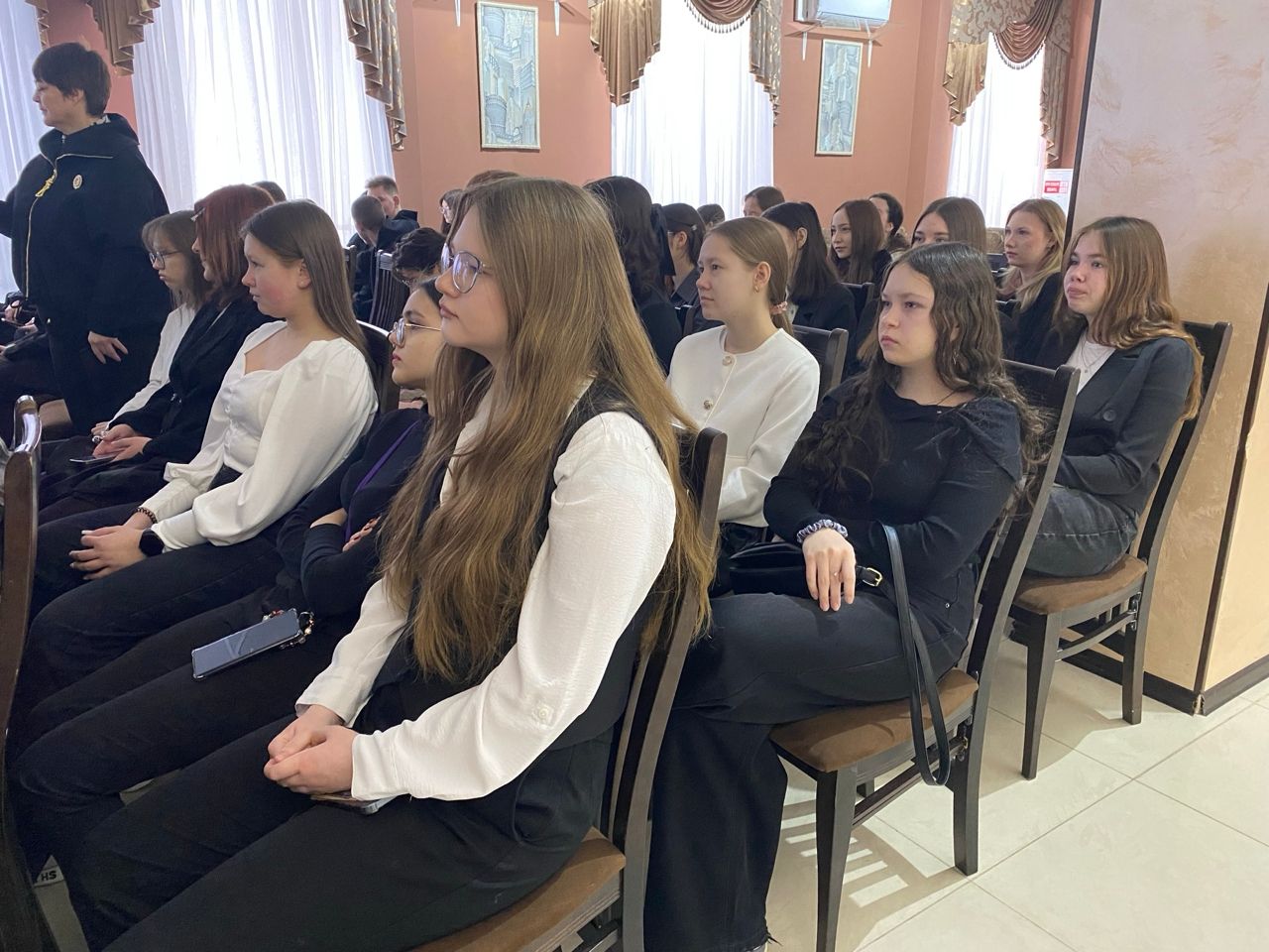 В культурном центре «Чистай» открыли Год воинской и трудовой доблести патриотическим мероприятием для молодежи