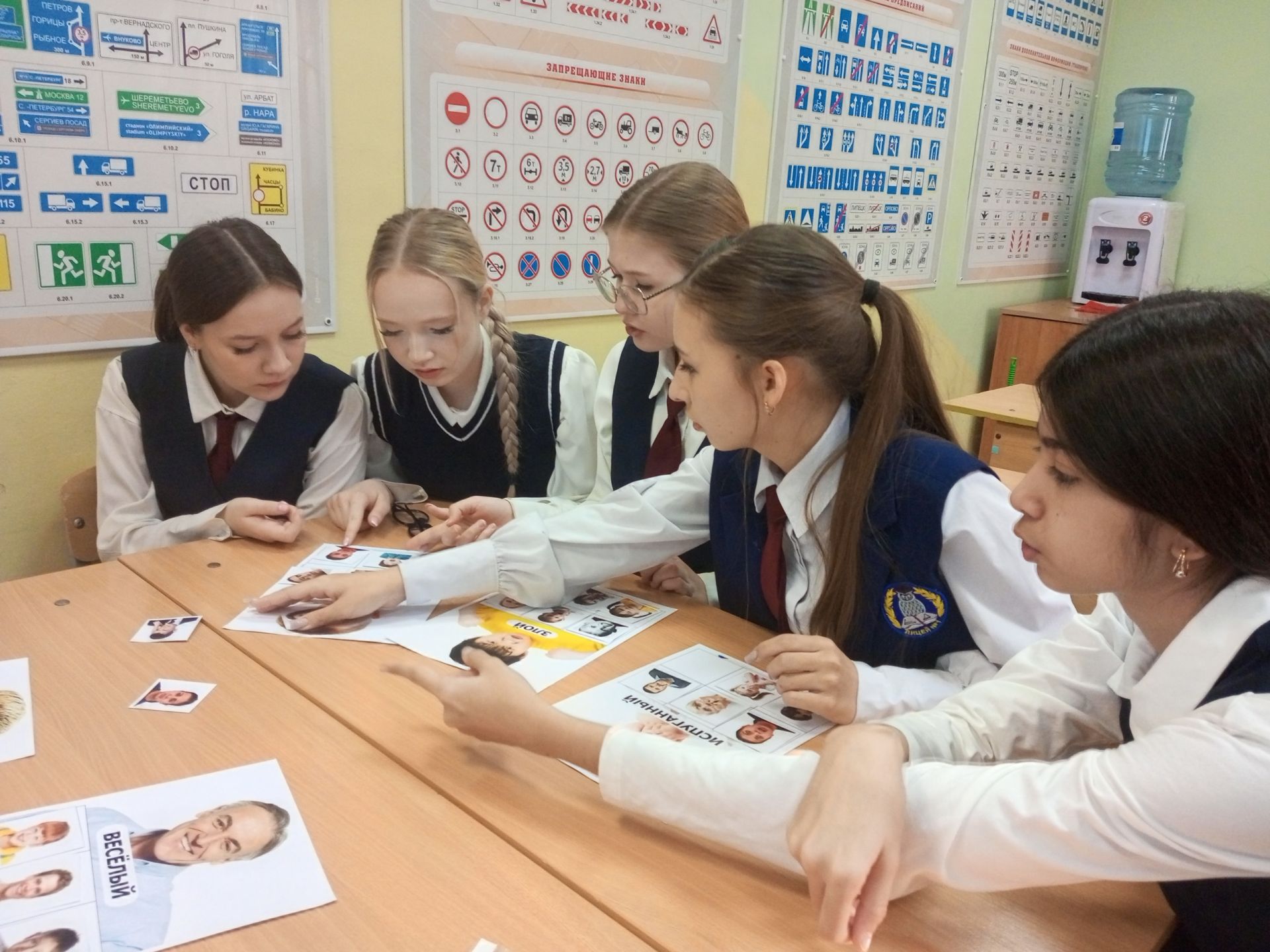 Для чистопольских лицеистов провели тренинг «Как защитить себя»