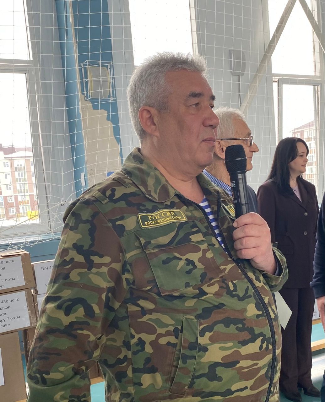 «Мой подарок солдату»: чистопольские лицеисты собрали десятки коробок с гуманитарной помощью для бойцов СВО