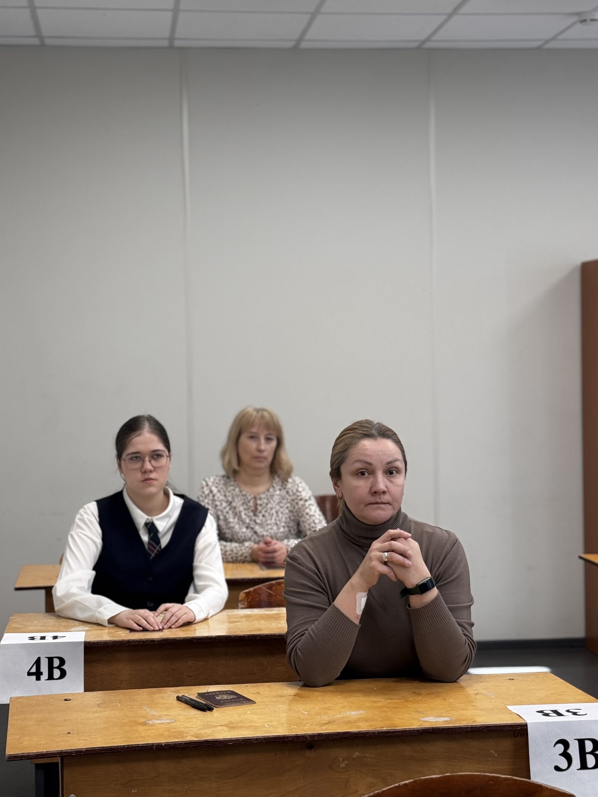В Чистополе родители и дети вместе сдали пробные ОГЭ и ЕГЭ