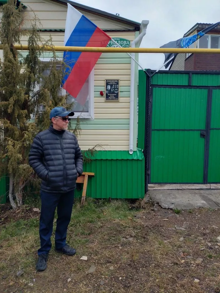 В Чистополе открыли мемориальную доску в память об участнике СВО Артуре Фасхутдинове