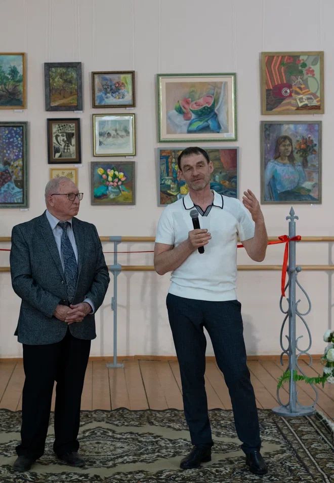 В Чистопольских Выселках открылась новая картинная галерея