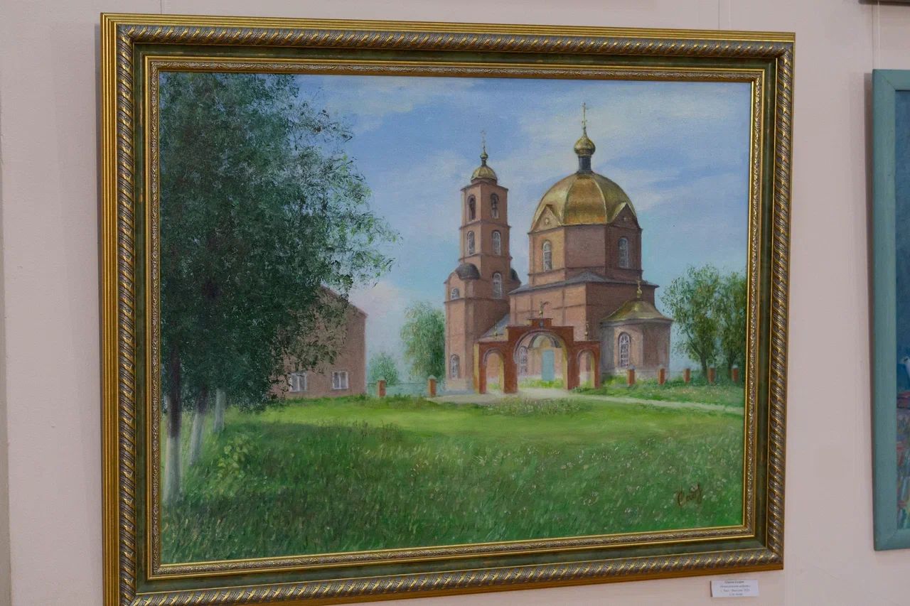 В Чистопольских Выселках открылась новая картинная галерея