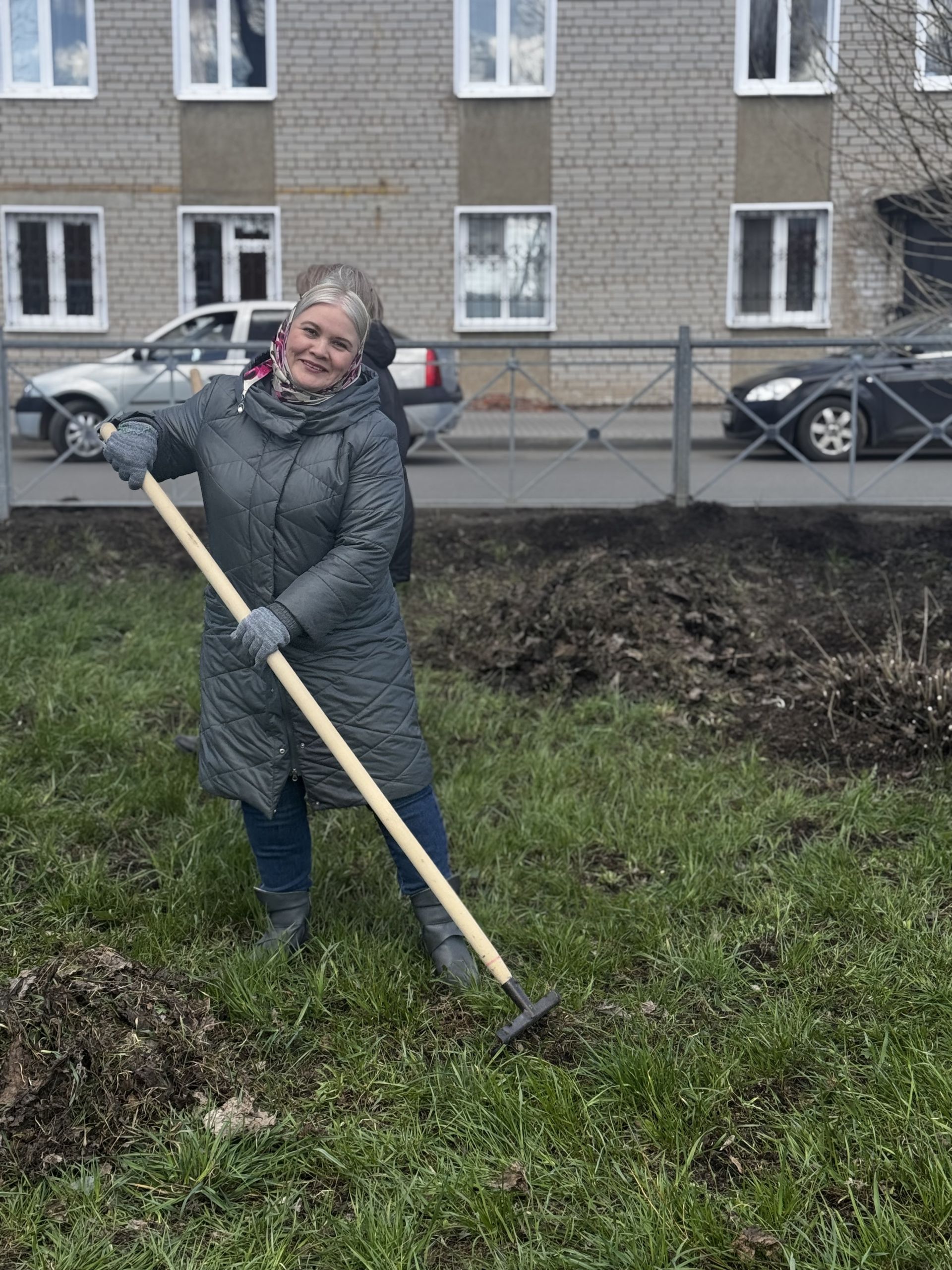 В Чистополе прошёл масштабный субботник на Центральном бульваре
