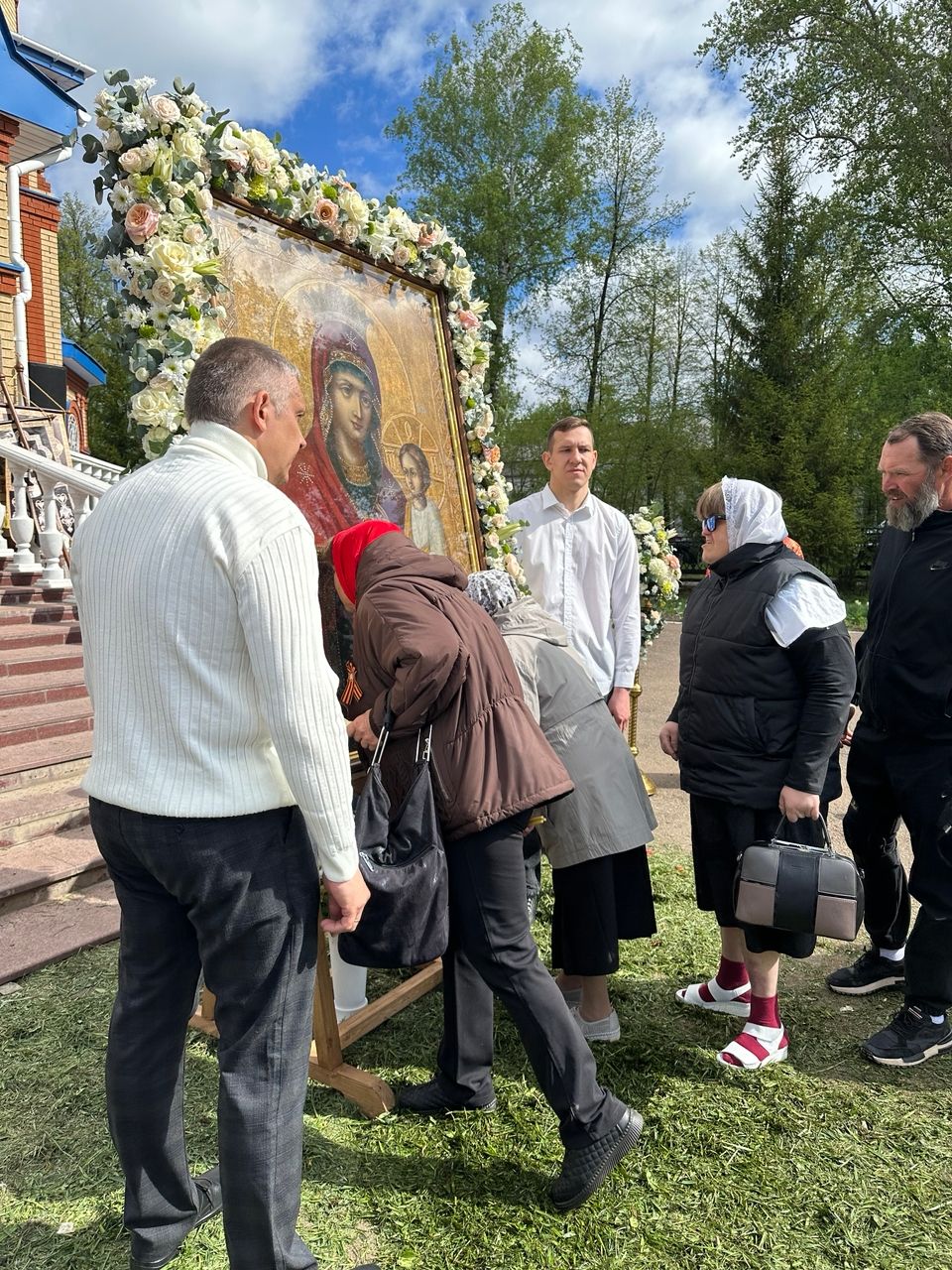 Святыня вернулась в храм: в Чистополе торжественно встретили отреставрированную икону «Скоропослушница»