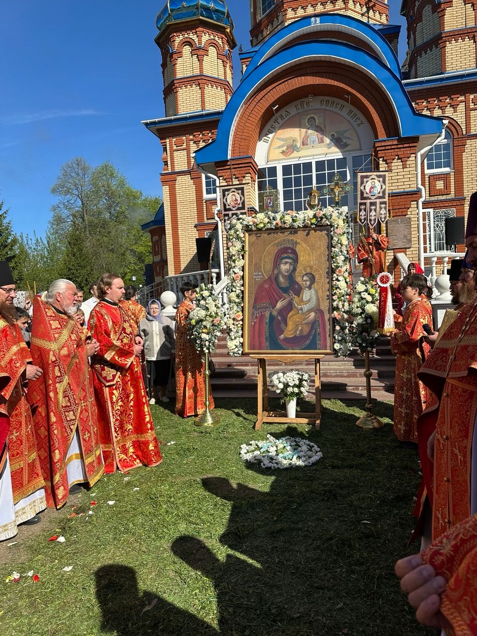 Святыня вернулась в храм: в Чистополе торжественно встретили отреставрированную икону «Скоропослушница»