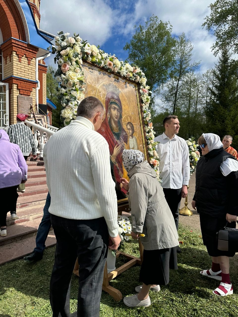 Святыня вернулась в храм: в Чистополе торжественно встретили отреставрированную икону «Скоропослушница»