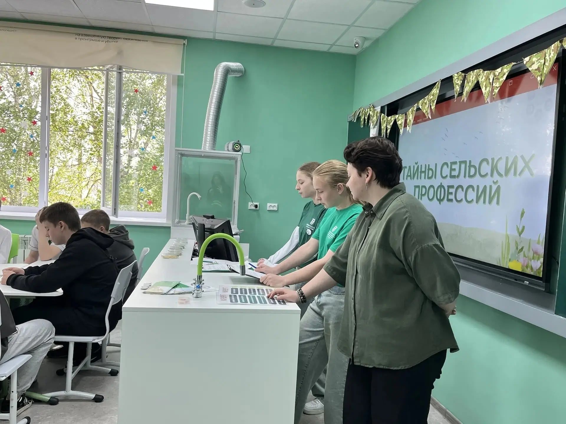 Школьники Чистопольского района погрузились в мир сельских профессий