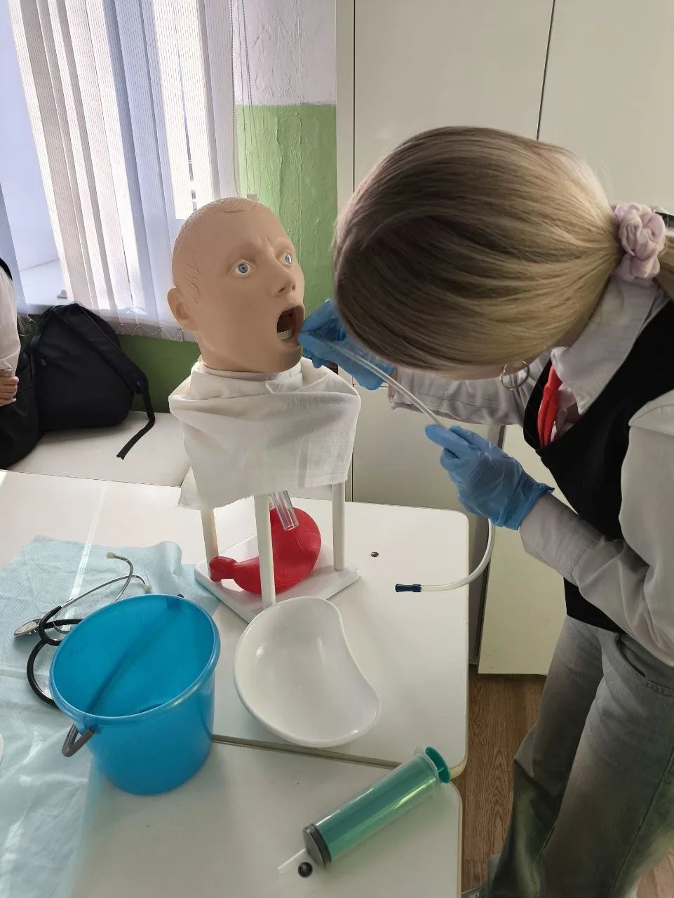 Һөнәргә старт: Чистайның 1нче гимназиясендә медицина сыйныфы эшли