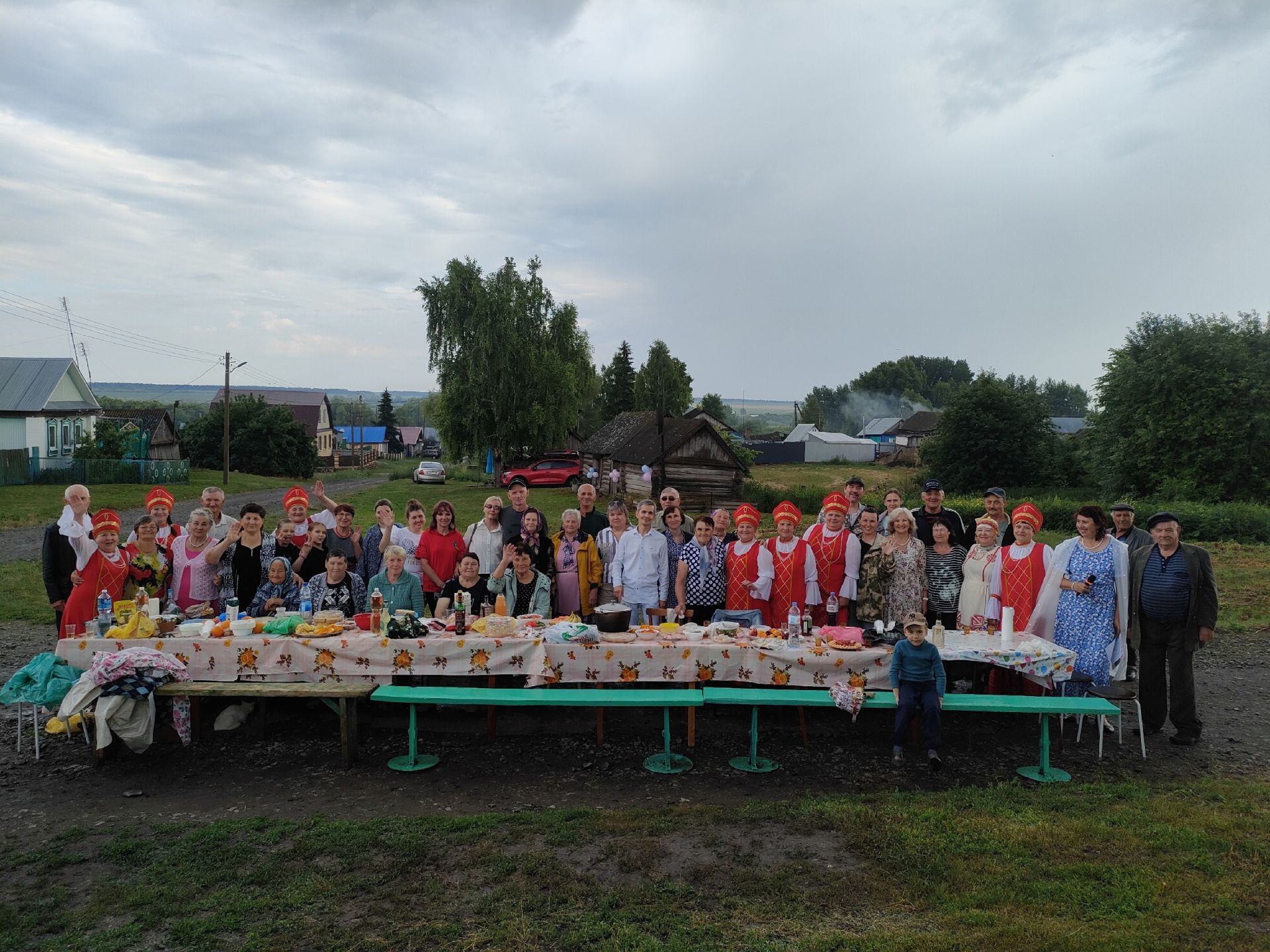 «Знакомство с соседями по‑новому»: в селе Большой Толкиш провели праздник улицы Пришкольная