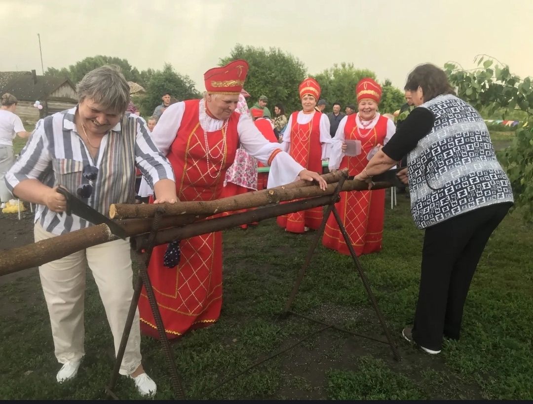 «Знакомство с соседями по‑новому»: в селе Большой Толкиш провели праздник улицы Пришкольная