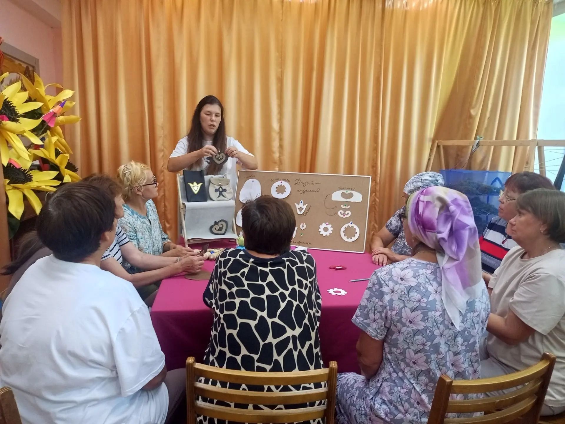 В Чувашско-Елтанском СДК прошло творческое занятие в рамках проекта «Махаля»