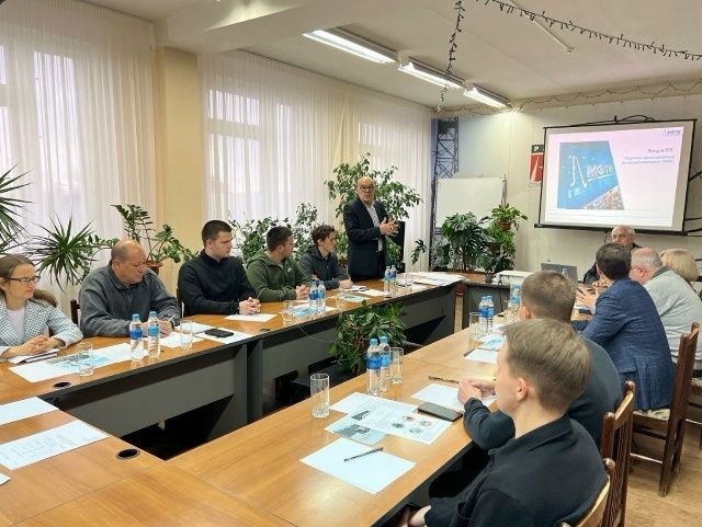 «Восток» филиалы директоры предприятиеләр ихтыяҗлары өчен белгечләр әзерләү турында сөйли