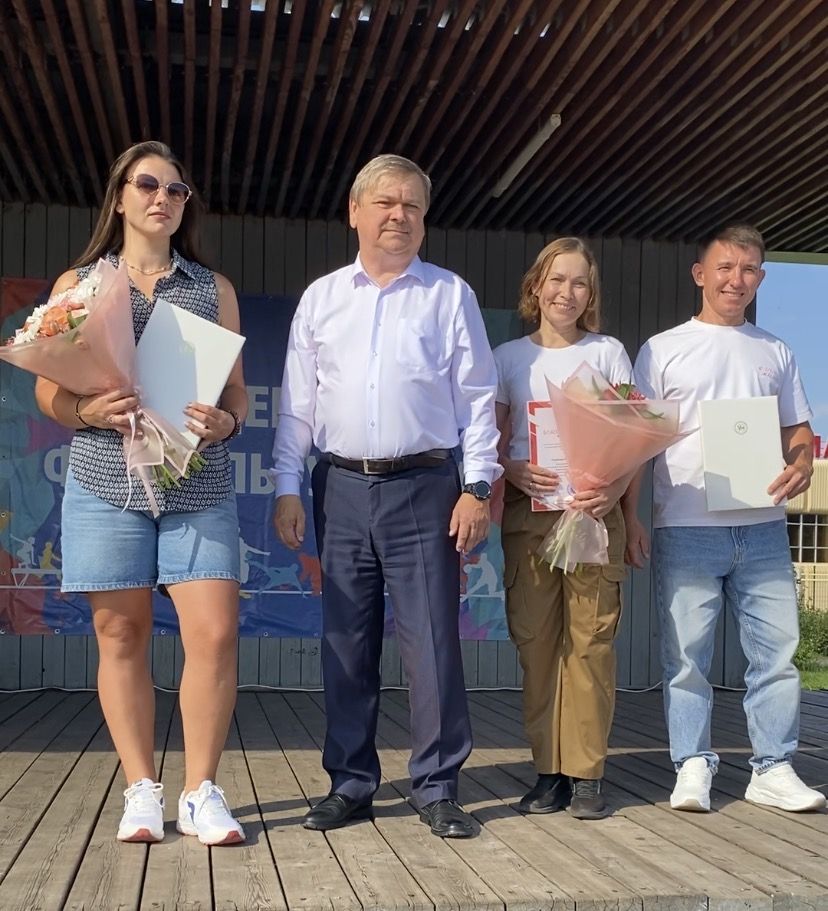 Отличившихся спортсменов и тренеров наградили в День физкультурника в Чистополе