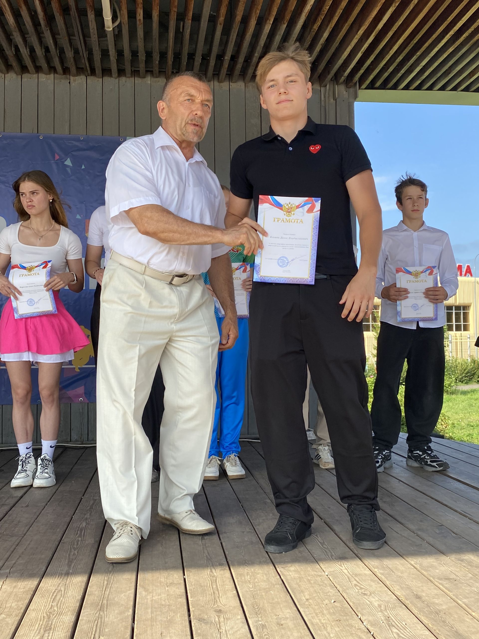 Отличившихся спортсменов и тренеров наградили в День физкультурника в Чистополе