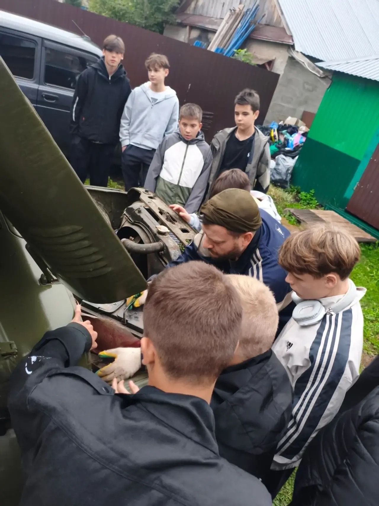 В Чистопольских Выселках открылись занятия в объединении «Добрых дел мастер»