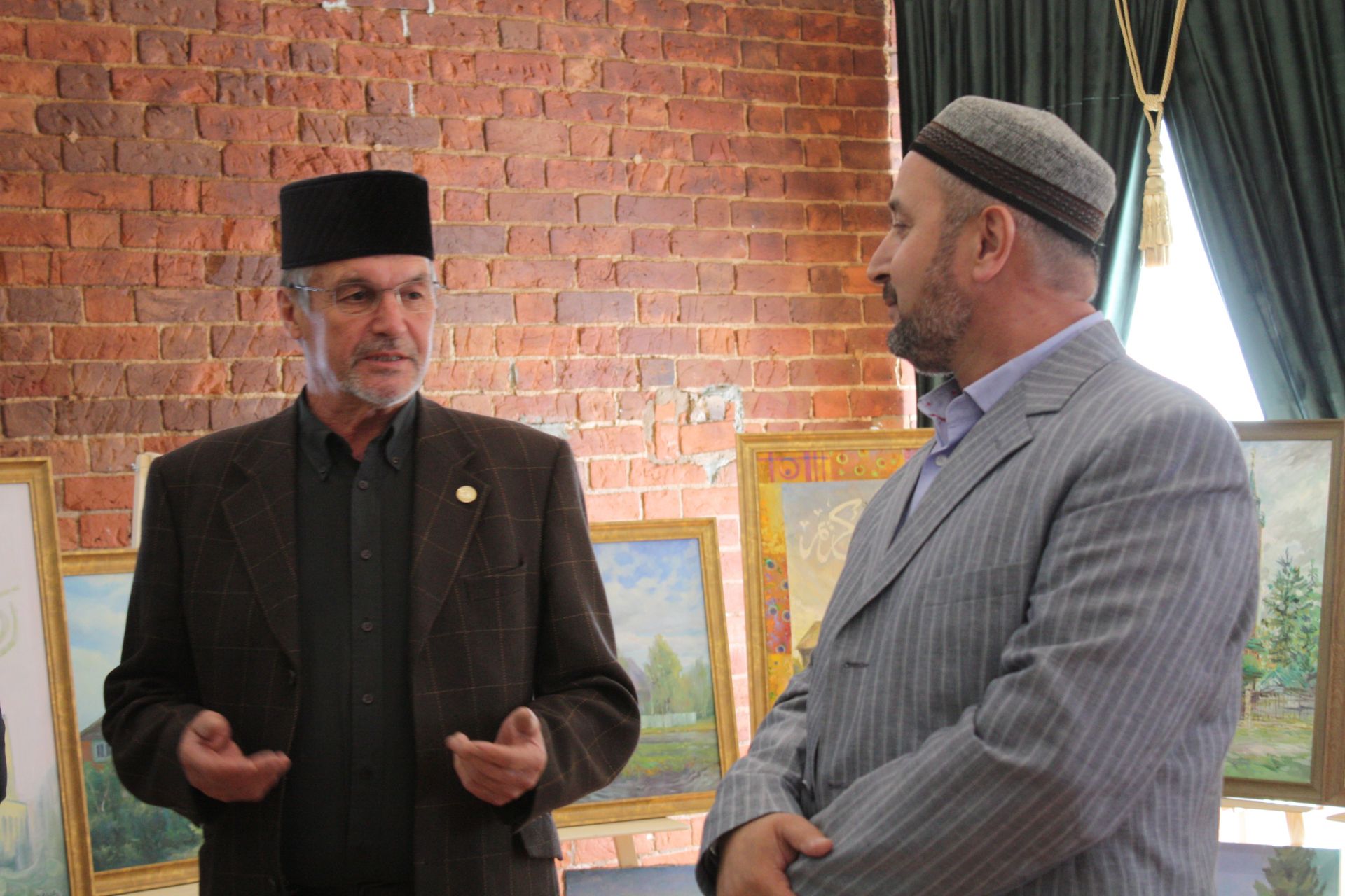 Открытие художественной выставки "Благодатный Рамазан"