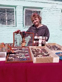 Как листья деревьев превращаются в украшения: секрет гальваники от Резеды Гатауллиной