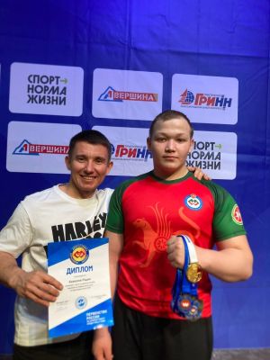 Армрестлер Джалиль Минапов, завоевавший 5 золотых медалей на Первенстве и Чемпионате страны, поделился секретом успеха