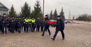 В Чистополе полицейские и ветераны МВД почтили память погибших коллег