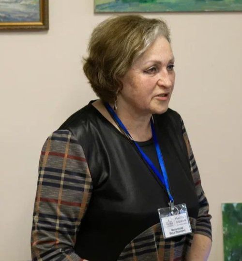 «Созвучие красок и слова»: в Чистополе состоялась творческая встреча с Верой Филипповой
