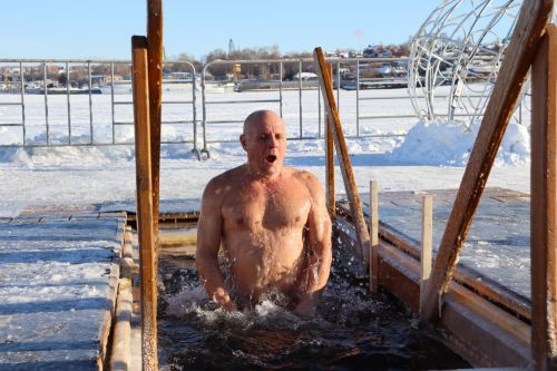 Православие динендәгеләр Крещениене билгеләп үттеләр