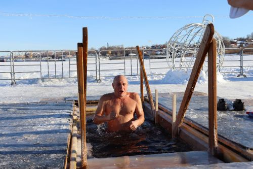 Православие динендәгеләр Крещениене билгеләп үттеләр