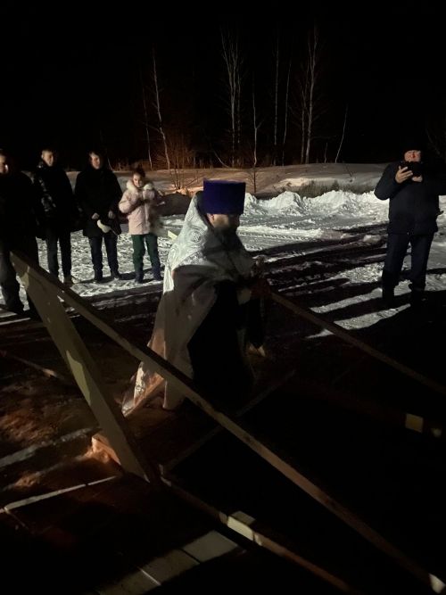 Православие динендәгеләр Крещениене билгеләп үттеләр