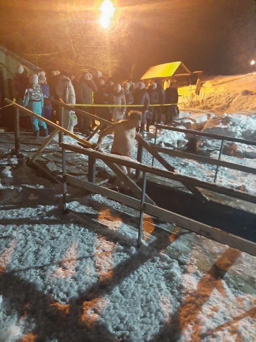 Православие динендәгеләр Крещениене билгеләп үттеләр