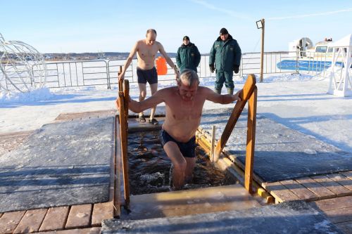 Православие динендәгеләр Крещениене билгеләп үттеләр