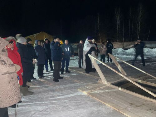 Православие динендәгеләр Крещениене билгеләп үттеләр