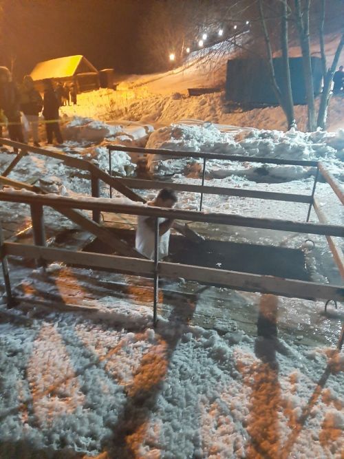 Православие динендәгеләр Крещениене билгеләп үттеләр