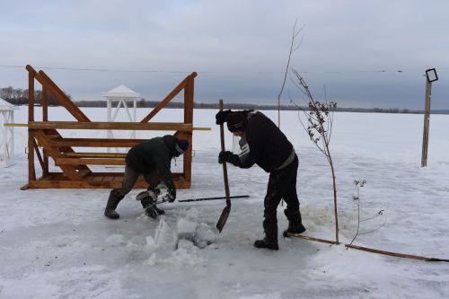 Православие динендәгеләр Крещениене билгеләп үттеләр