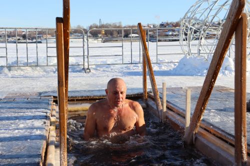 Православие динендәгеләр Крещениене билгеләп үттеләр