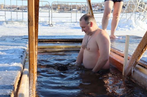 Православие динендәгеләр Крещениене билгеләп үттеләр