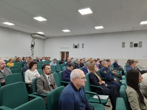 На повестке дня в чистопольском муниципалитете — поддержка участников СВО, состояние дел в АПК и оперативная обстановка