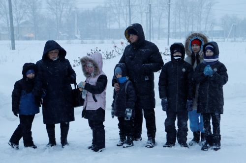 В Чистополе прошло торжественное открытие елки рядом с радиокомпанией «Вектор»