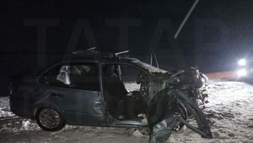 Три человека пострадали: на трассе в РТ столкнулись два автомобиля