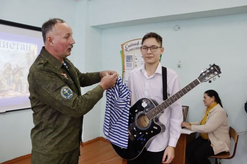 В селе Татарская Багана увековечили память воинов-афганцев (Фоторепортаж)